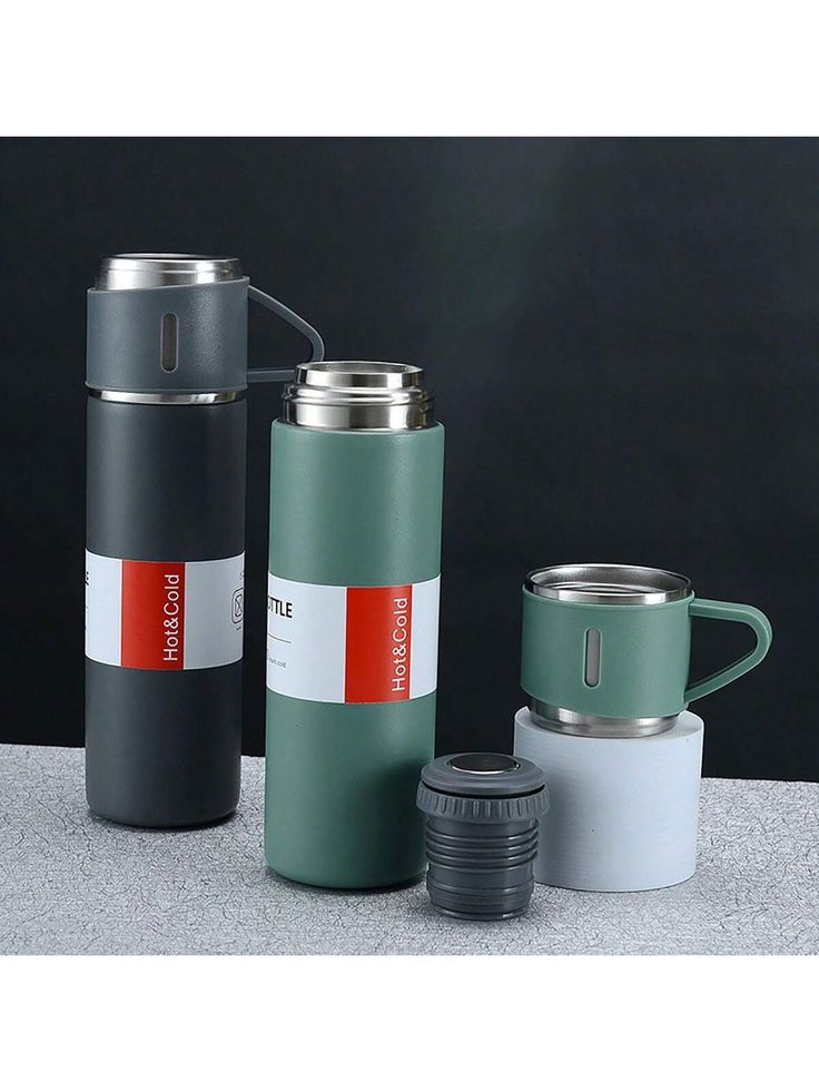 Stainless Steel Hot &amp; Cold Water Bottle 500ml – Vacuum Insulated, Leak-Proof Double Wall Flask (Random Color)