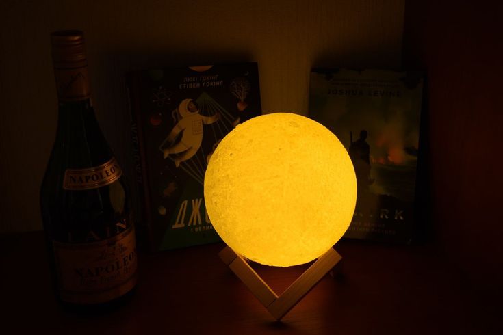 LED Moon Lamp – 3D Printed Night Light with Touch &amp; Remote Control